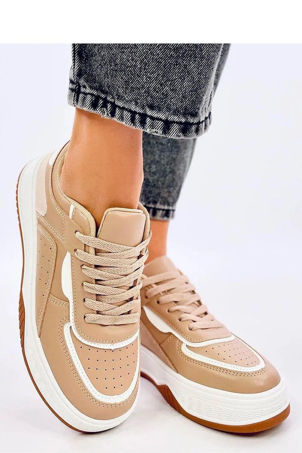 Sport Shoes model 192181 Inello - Honesty Sales