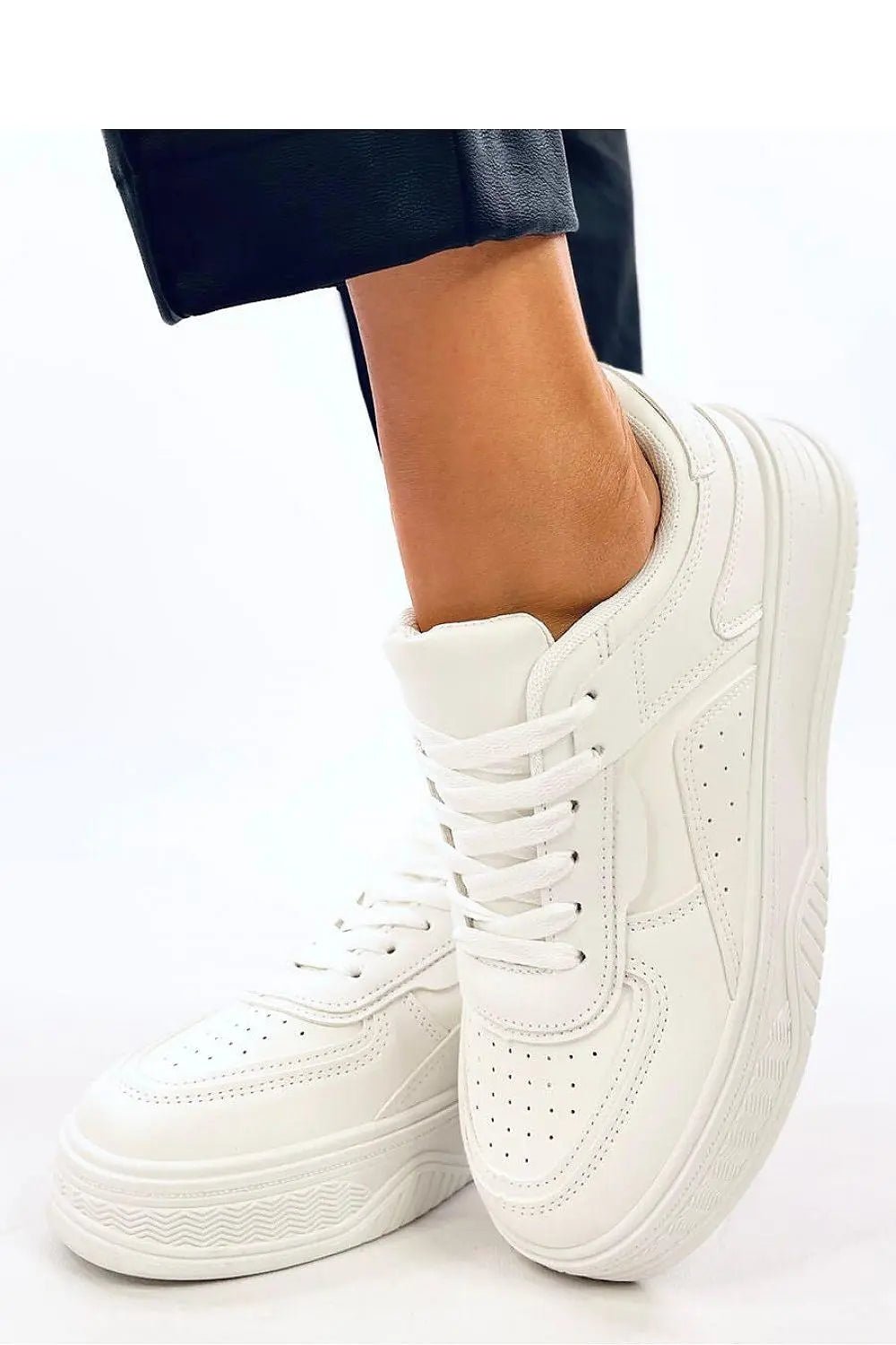 Sport Shoes model 192182 Inello - Honesty Sales