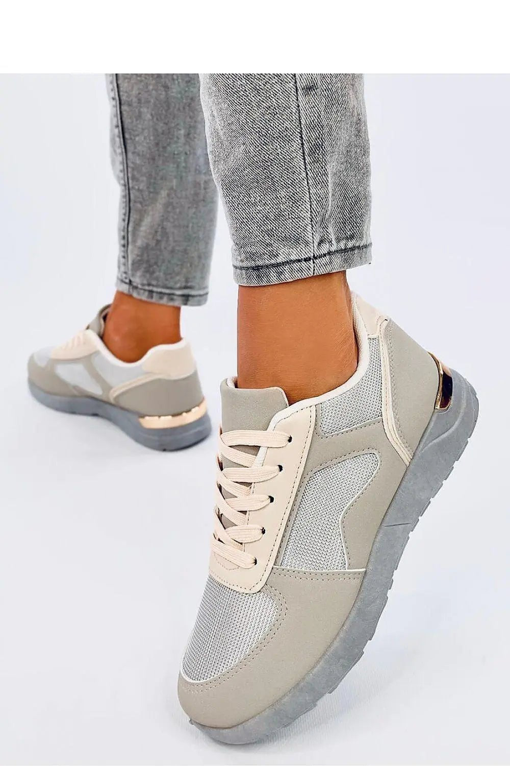 Sport Shoes model 192604 Inello - Honesty Sales