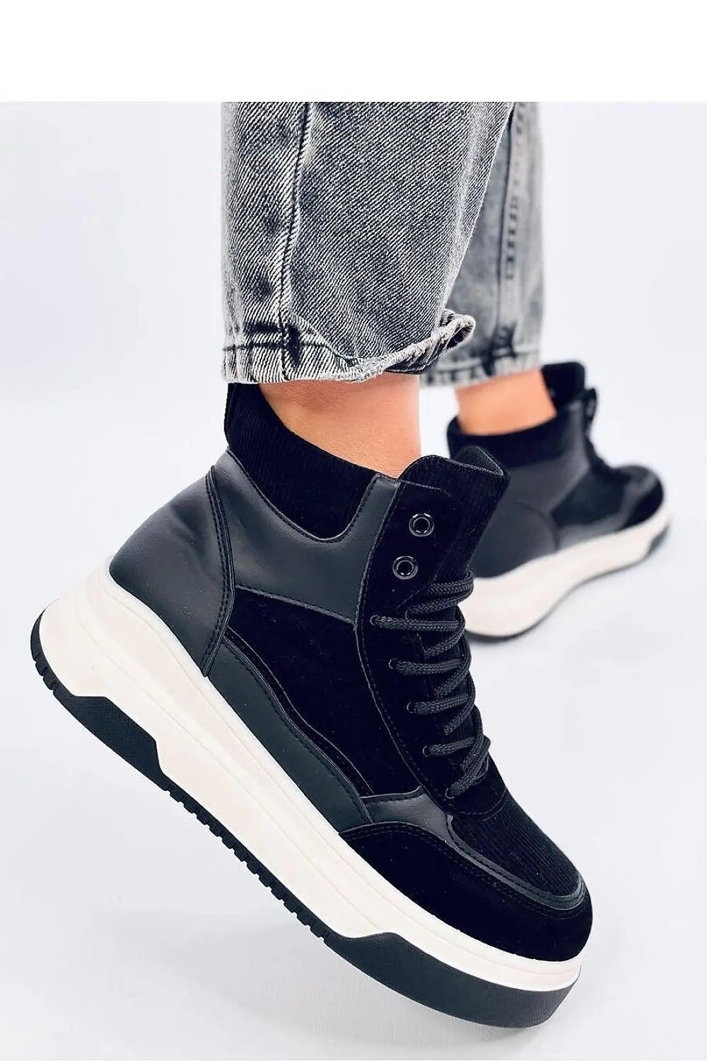 Sport Shoes model 193305 Inello - Honesty Sales