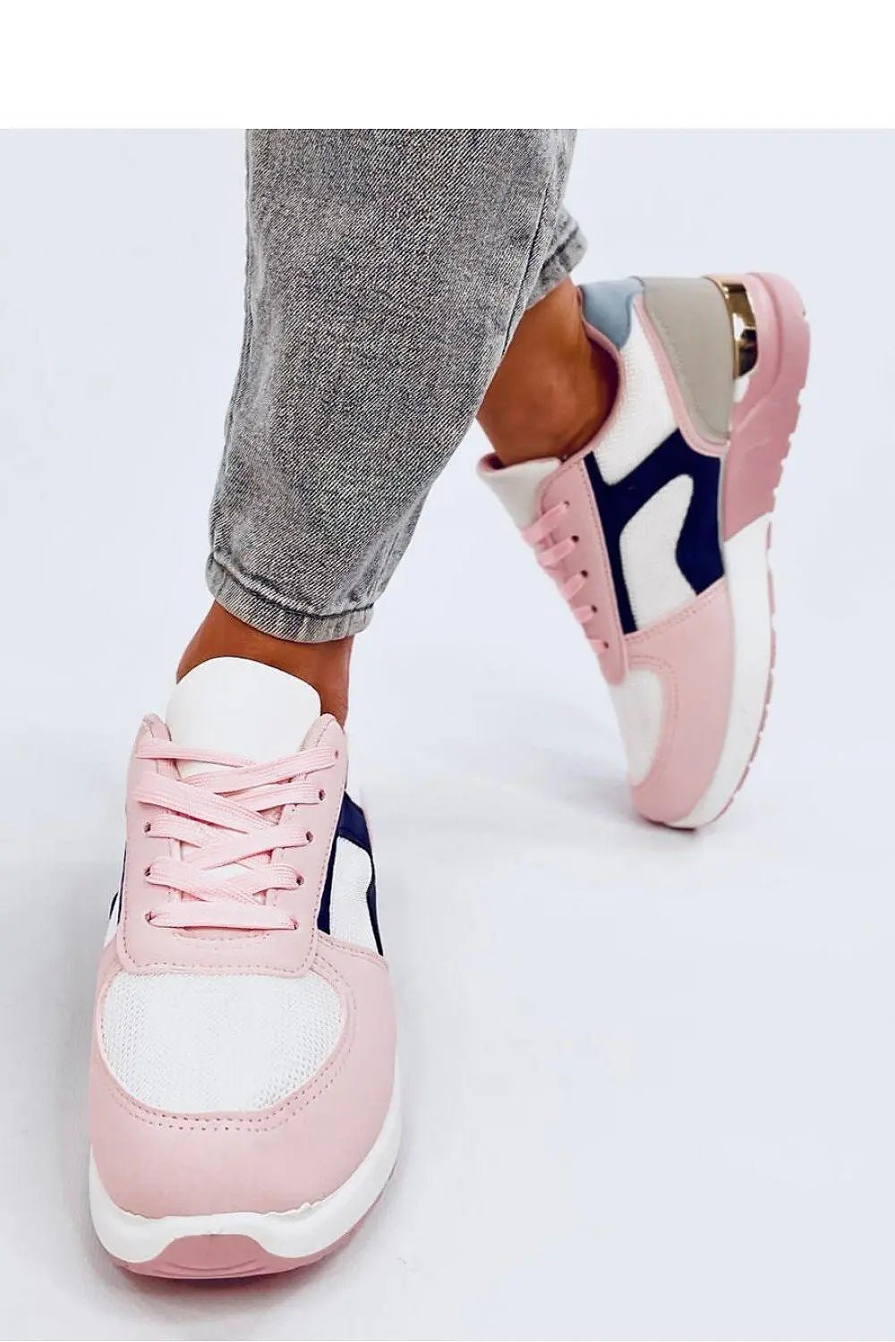 Sport Shoes model 194626 Inello - Honesty Sales