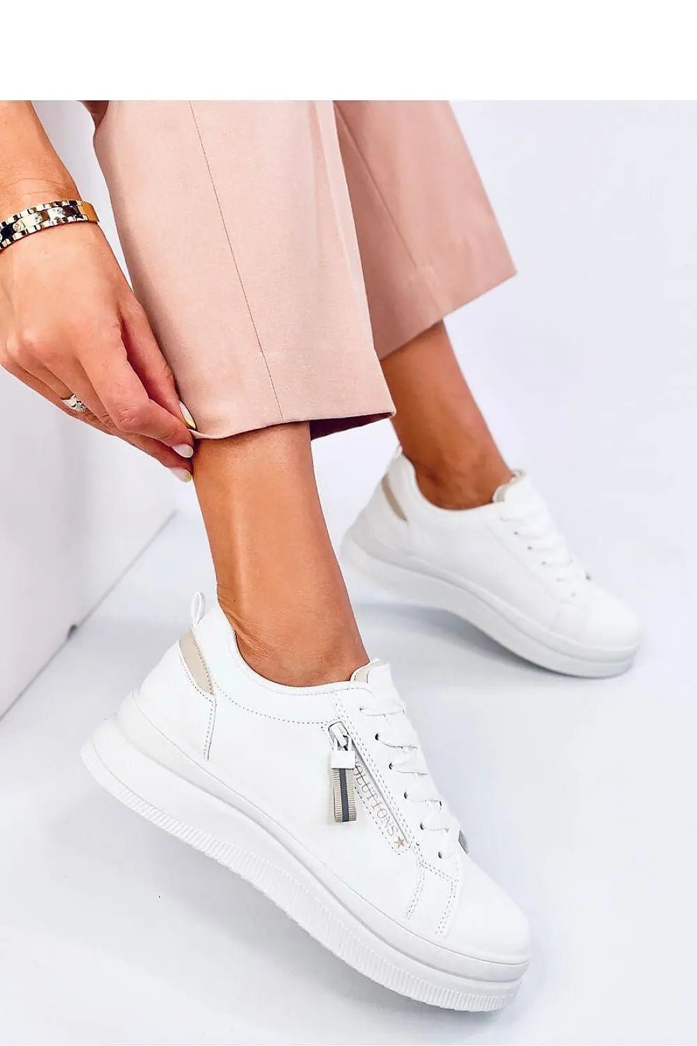 Sport Shoes model 194630 Inello - Honesty Sales