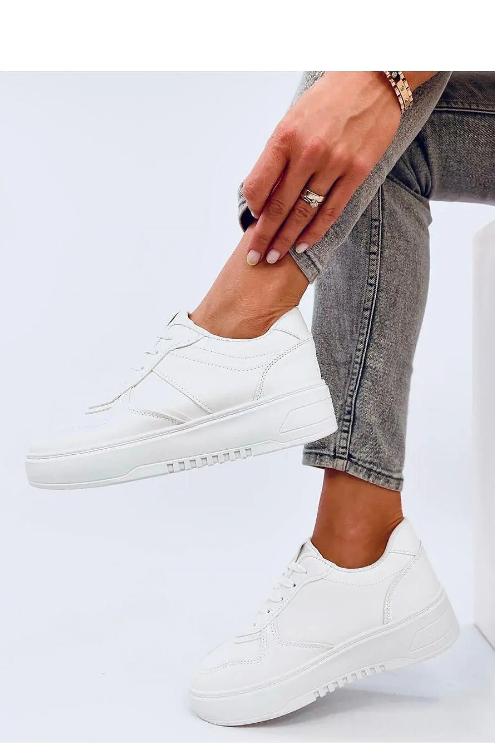 Sport Shoes model 194636 Inello - Honesty Sales