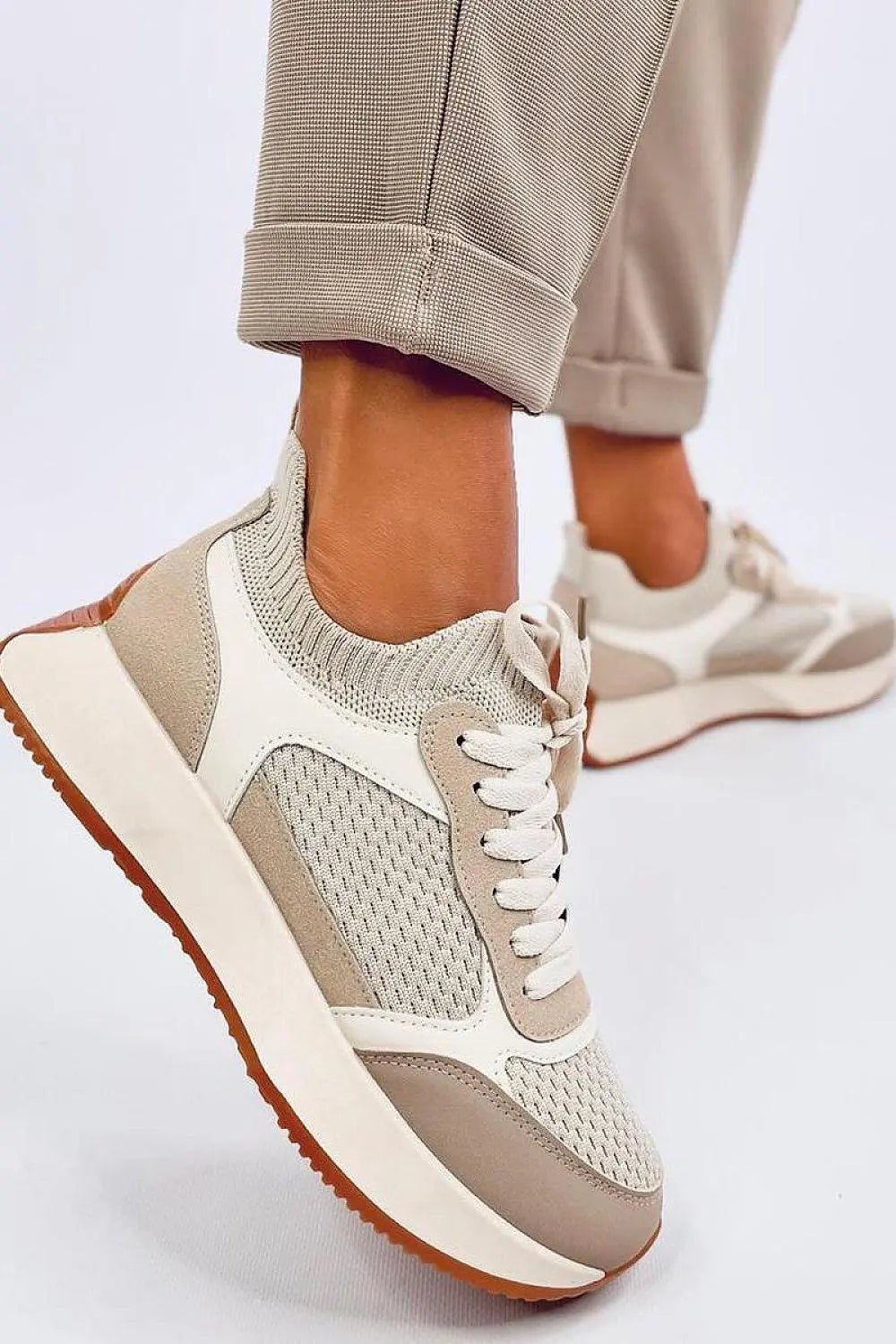 Sport Shoes model 195515 Inello - Honesty Sales