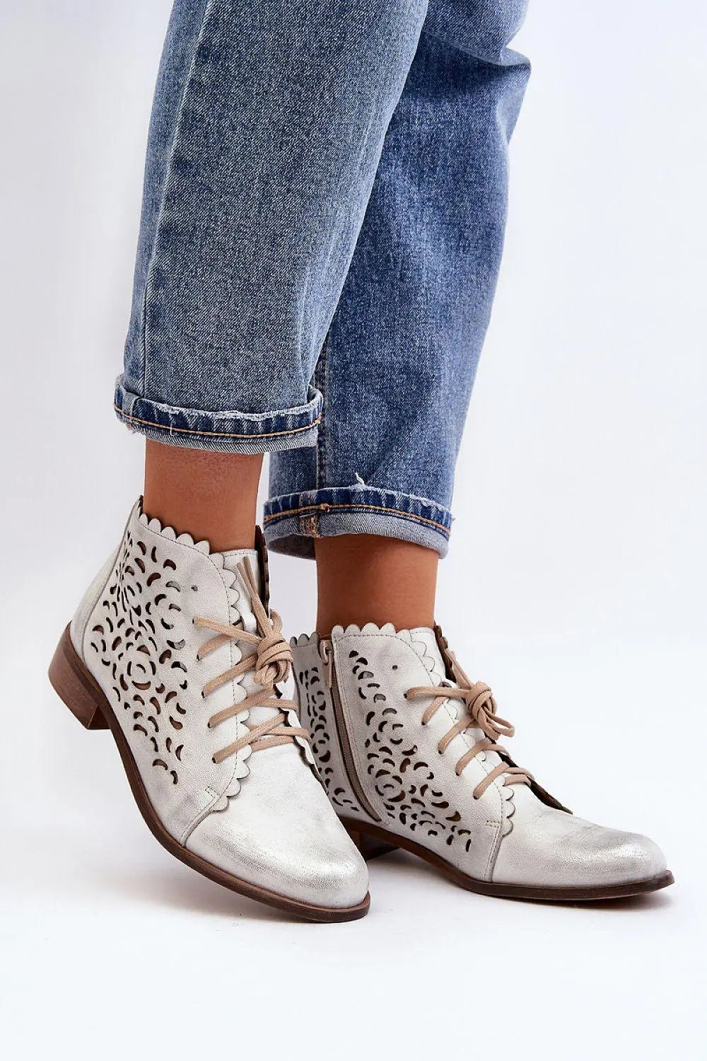 Boots model 191869 Step in style - Honesty Sales U.K