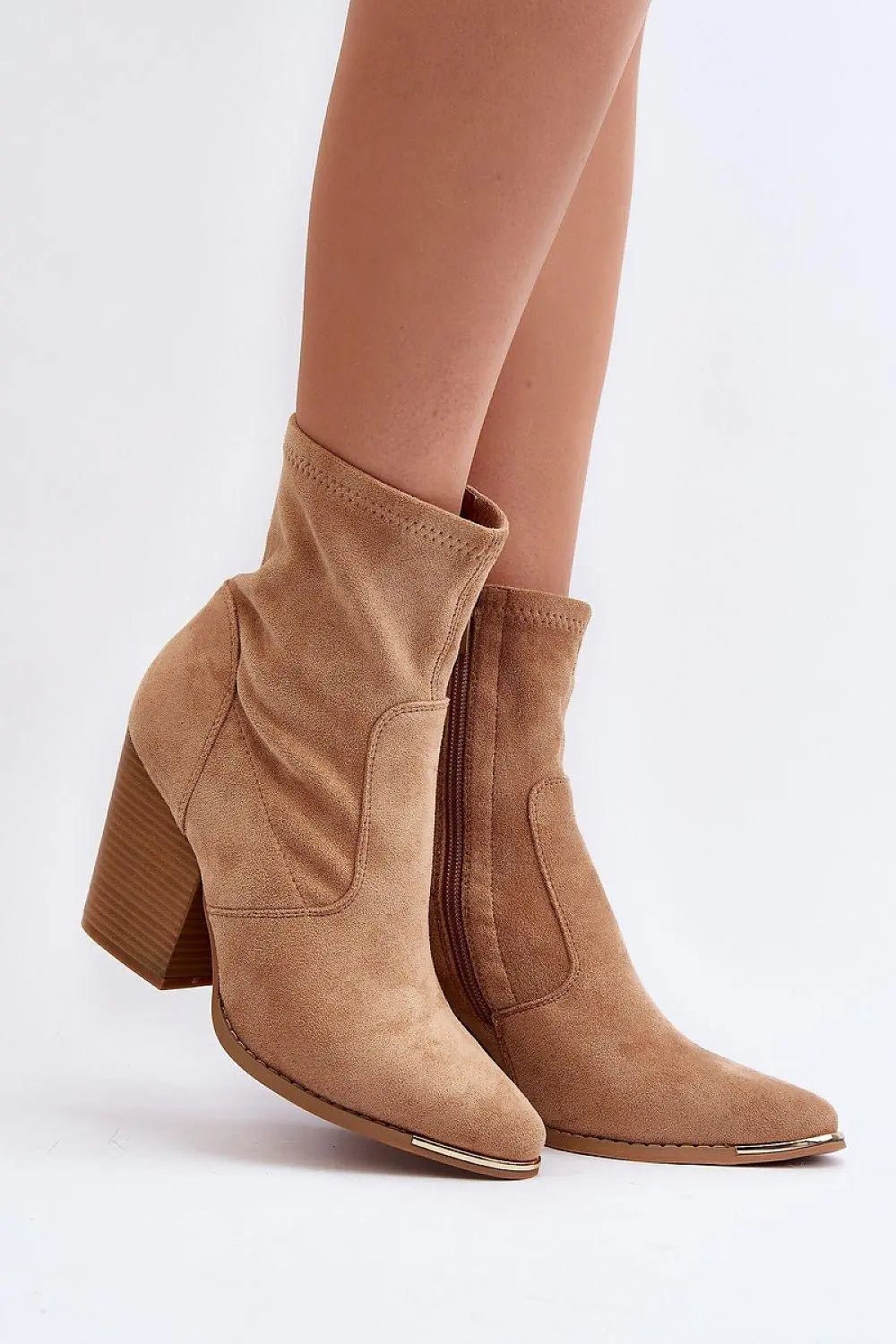 Step in style Women's boots made of eco-suede - Honesty Sales