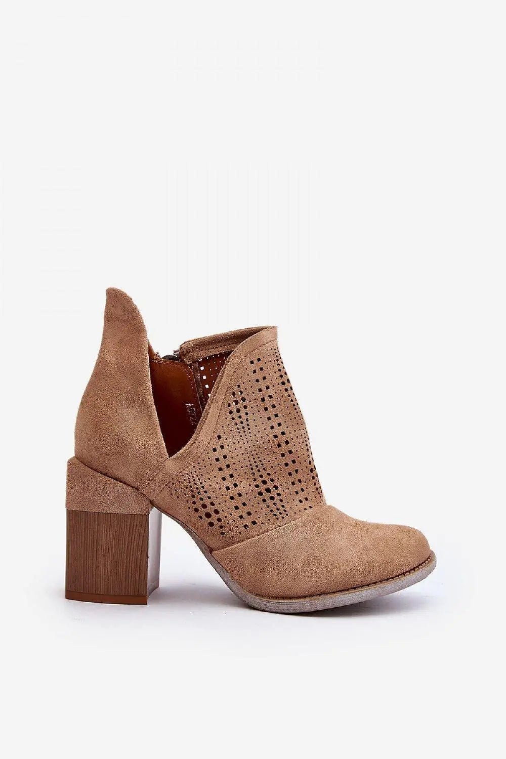 Step in style Women's boots made of eco-suede - Honesty Sales