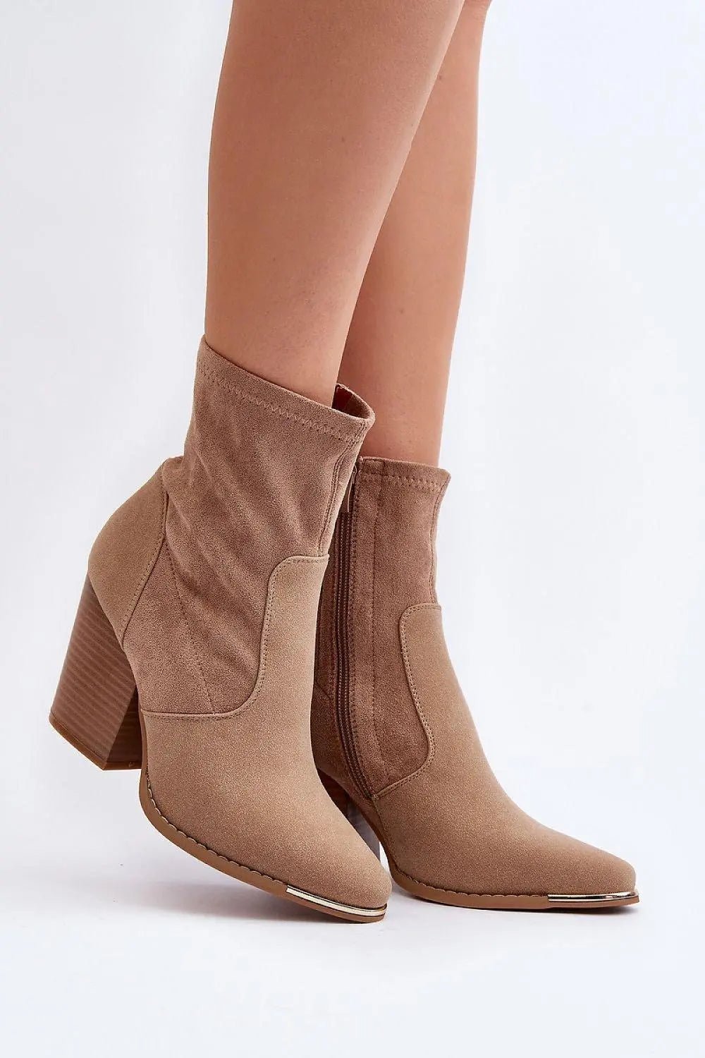 Step in style Women's boots made of eco-suede - Honesty Sales
