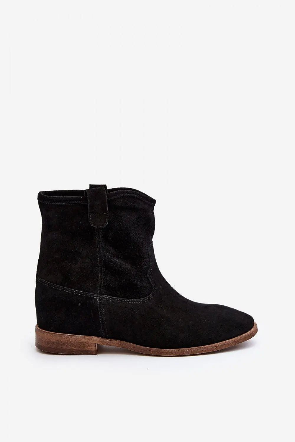 Step in style Women's boots made of natural suede - Honesty Sales