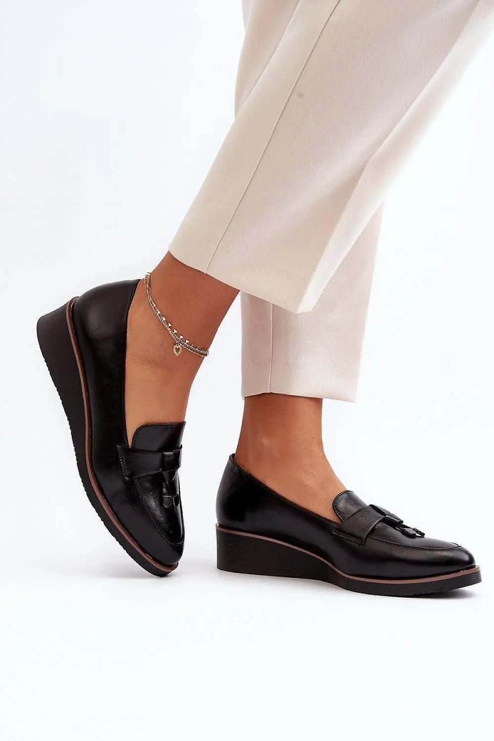 Step in style Women's half-shoes set on a light anchor - Honesty Sales