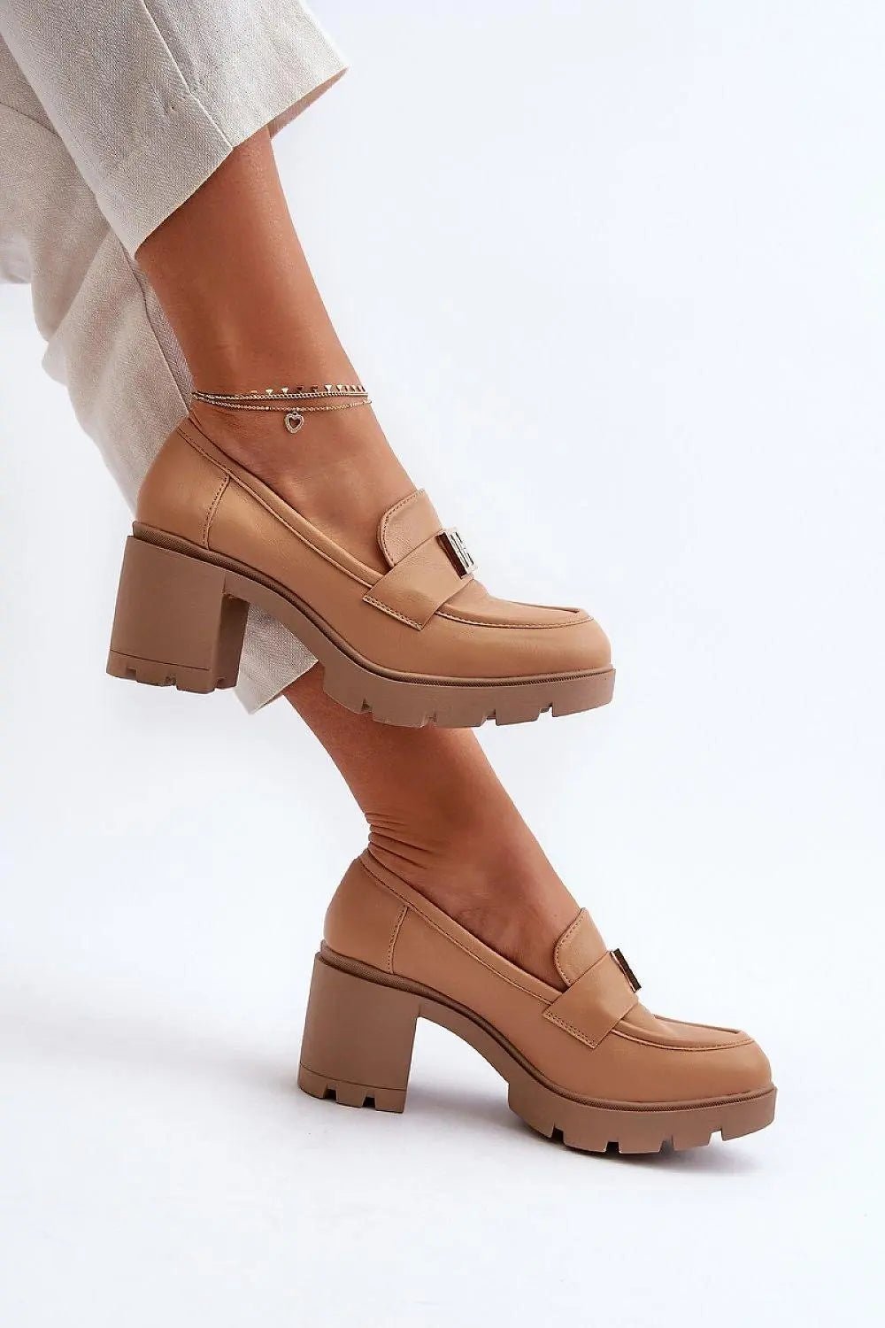 Step in style Women's semi heel boots - Honesty Sales