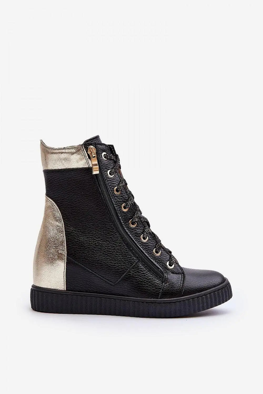 Step in style Women's wedge sneakers made of natural leather - Honesty Sales