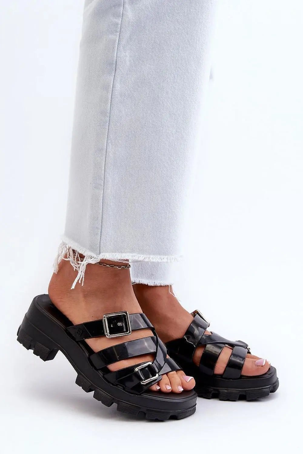 Step in style ZAXY brand flip flops made of high-quality material - Honesty Sales