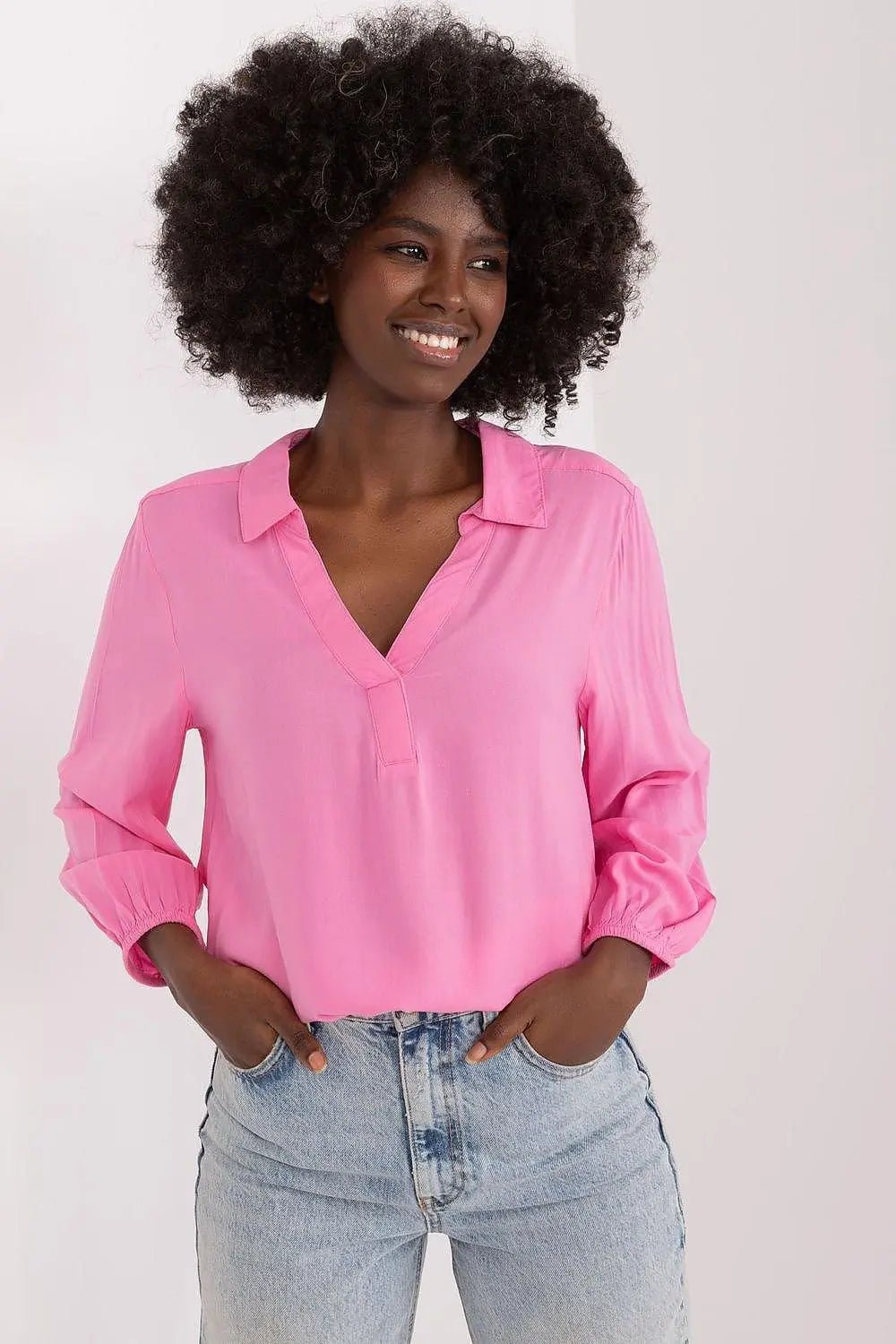 Sublevel airy and pleasant blouse - Honesty Sales