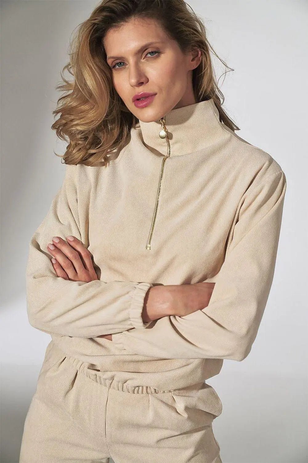 Sweatshirt model 151826 Figl - Honesty Sales