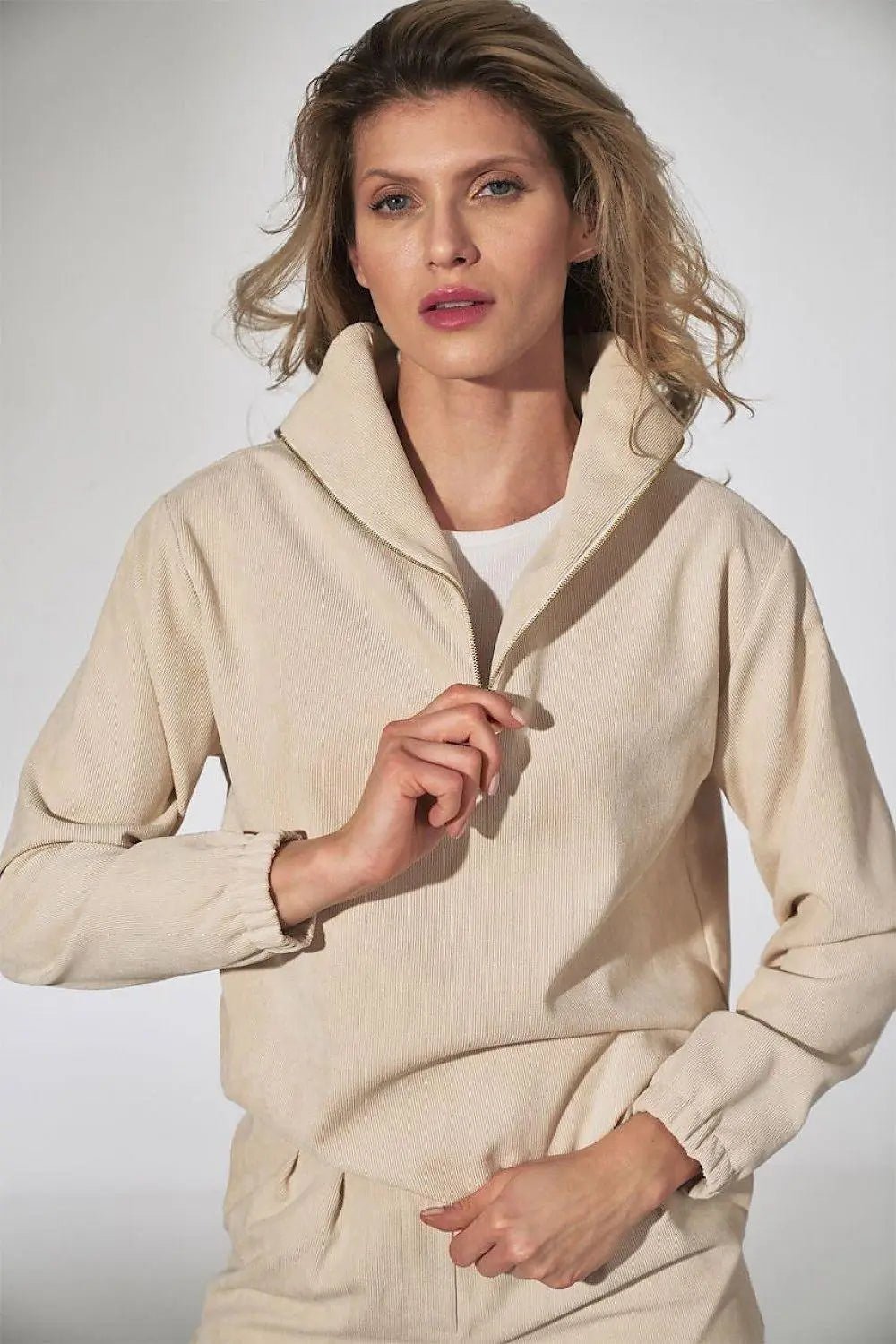 Sweatshirt model 151826 Figl - Honesty Sales