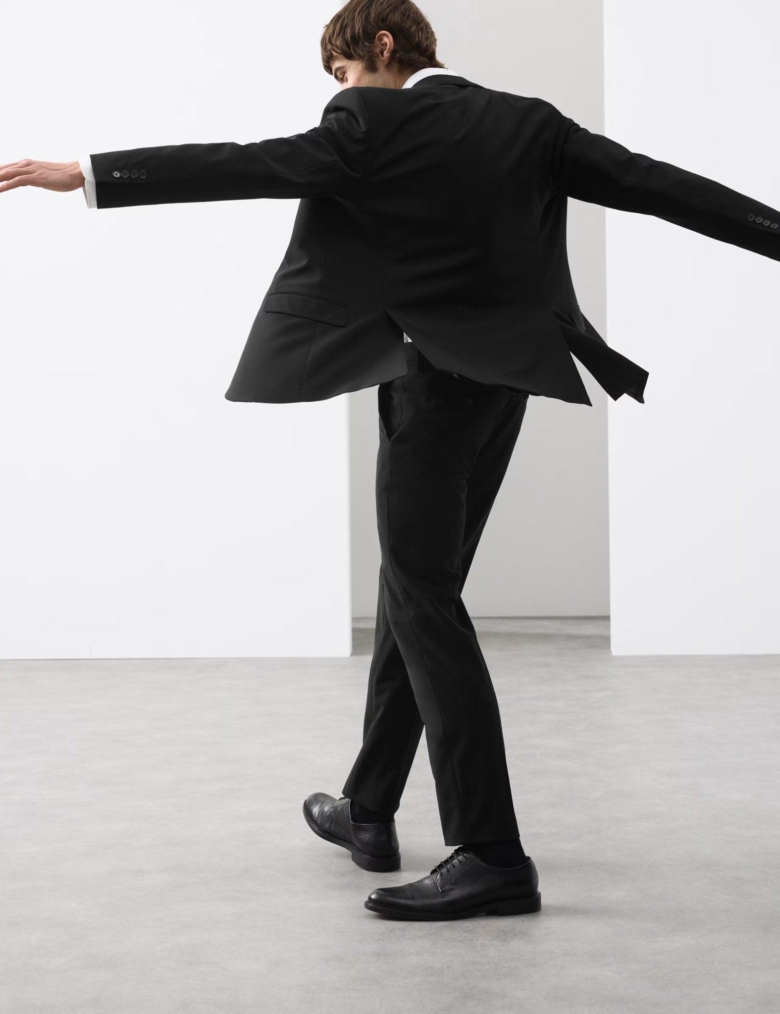 Tailored Fit Performance Trousers - Honesty Sales