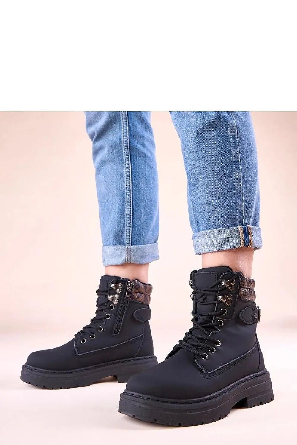 Trapper shoes model 222374 Solea - Honesty Sales