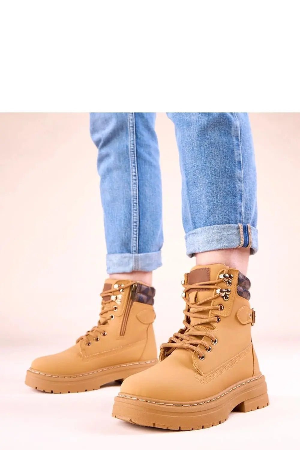 Trapper shoes model 222374 Solea - Honesty Sales