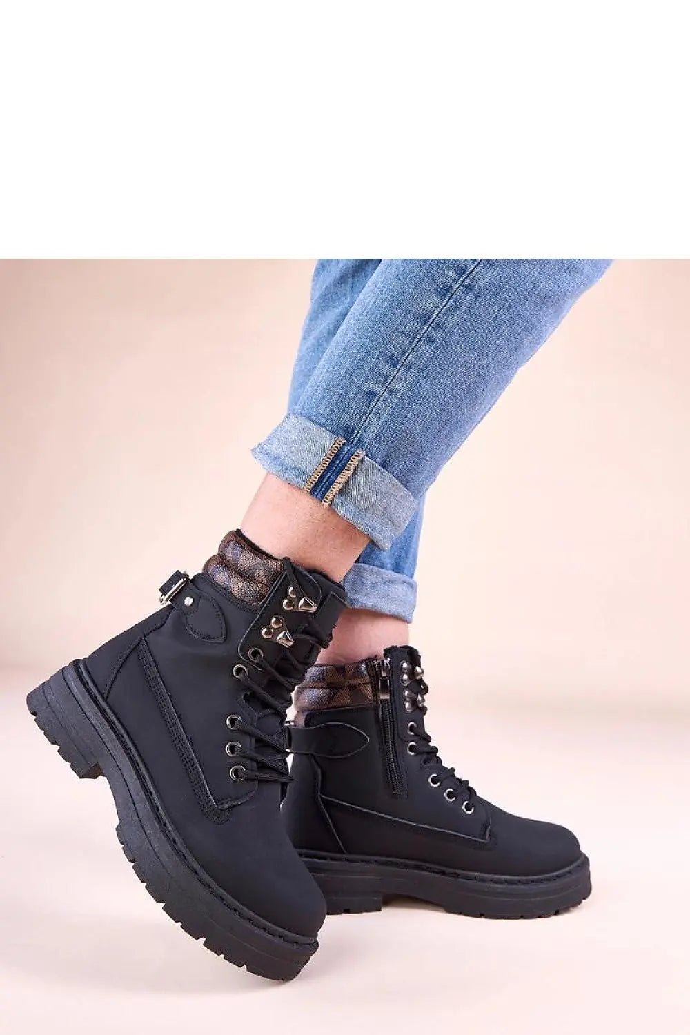 Trapper shoes model 222374 Solea - Honesty Sales