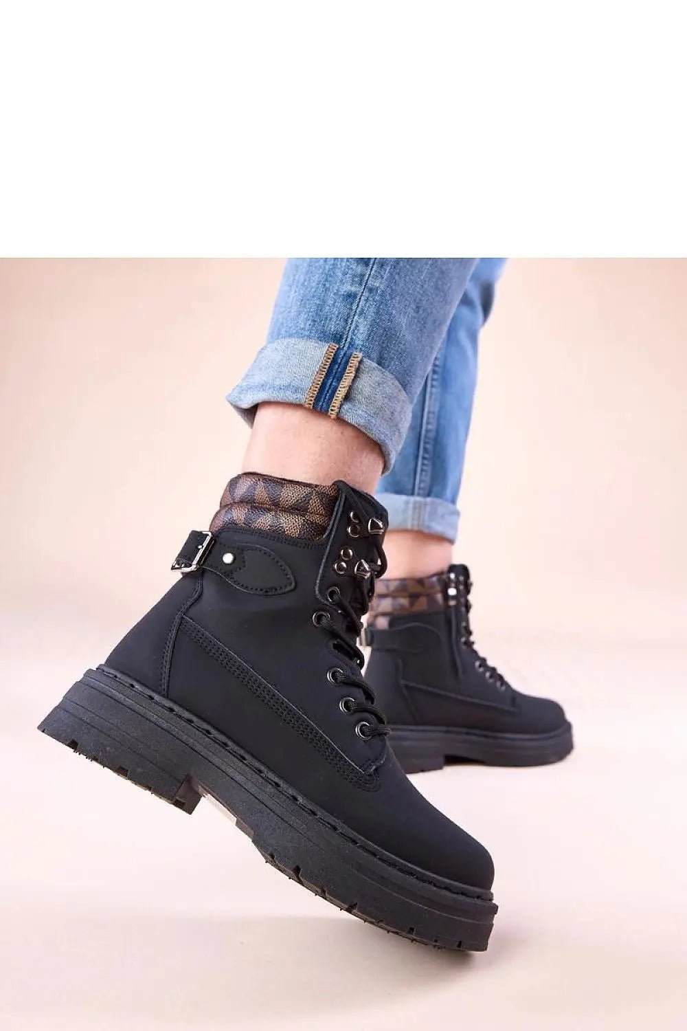 Trapper shoes model 222374 Solea - Honesty Sales