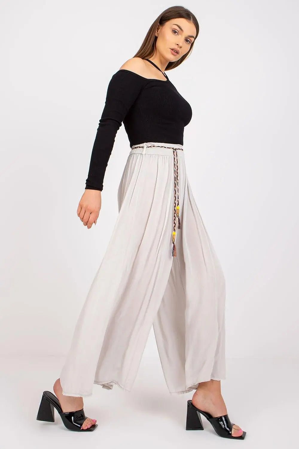 Women trousers model 196768 Och Bella - Honesty Sales