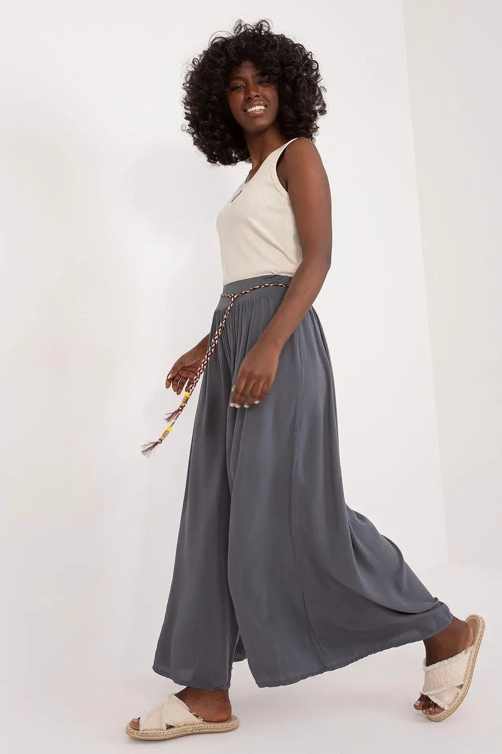 Women trousers model 196768 Och Bella - Honesty Sales
