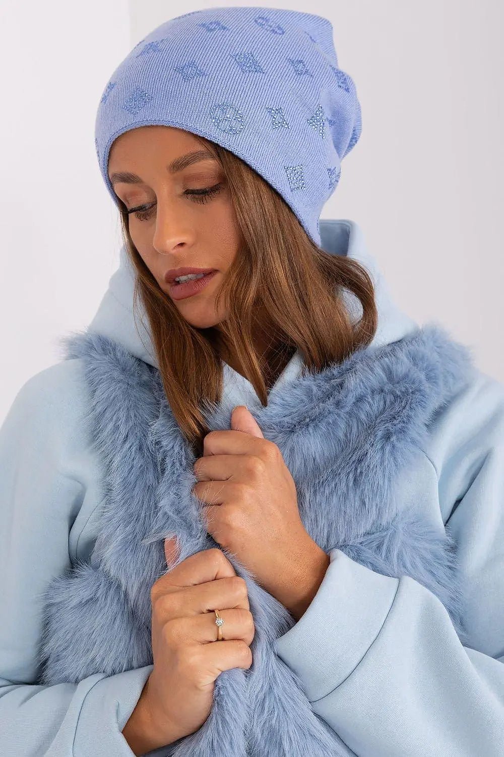 Women's Winter Beanie – Warm Cashmere Blend with Rhinestone Detail - Honesty Sales