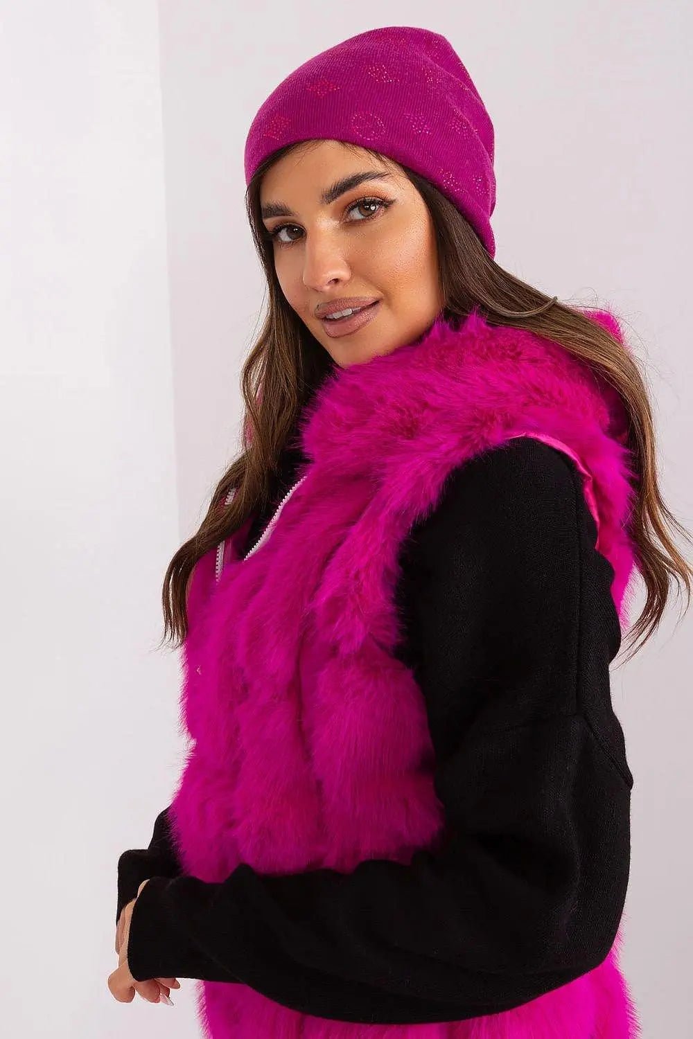 Women's Winter Beanie – Warm Cashmere Blend with Rhinestone Detail - Honesty Sales