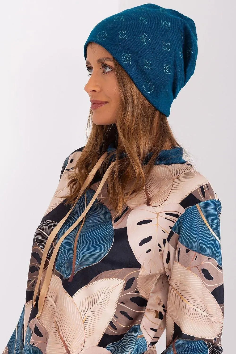 Women's Winter Beanie – Warm Cashmere Blend with Rhinestone Detail - Honesty Sales