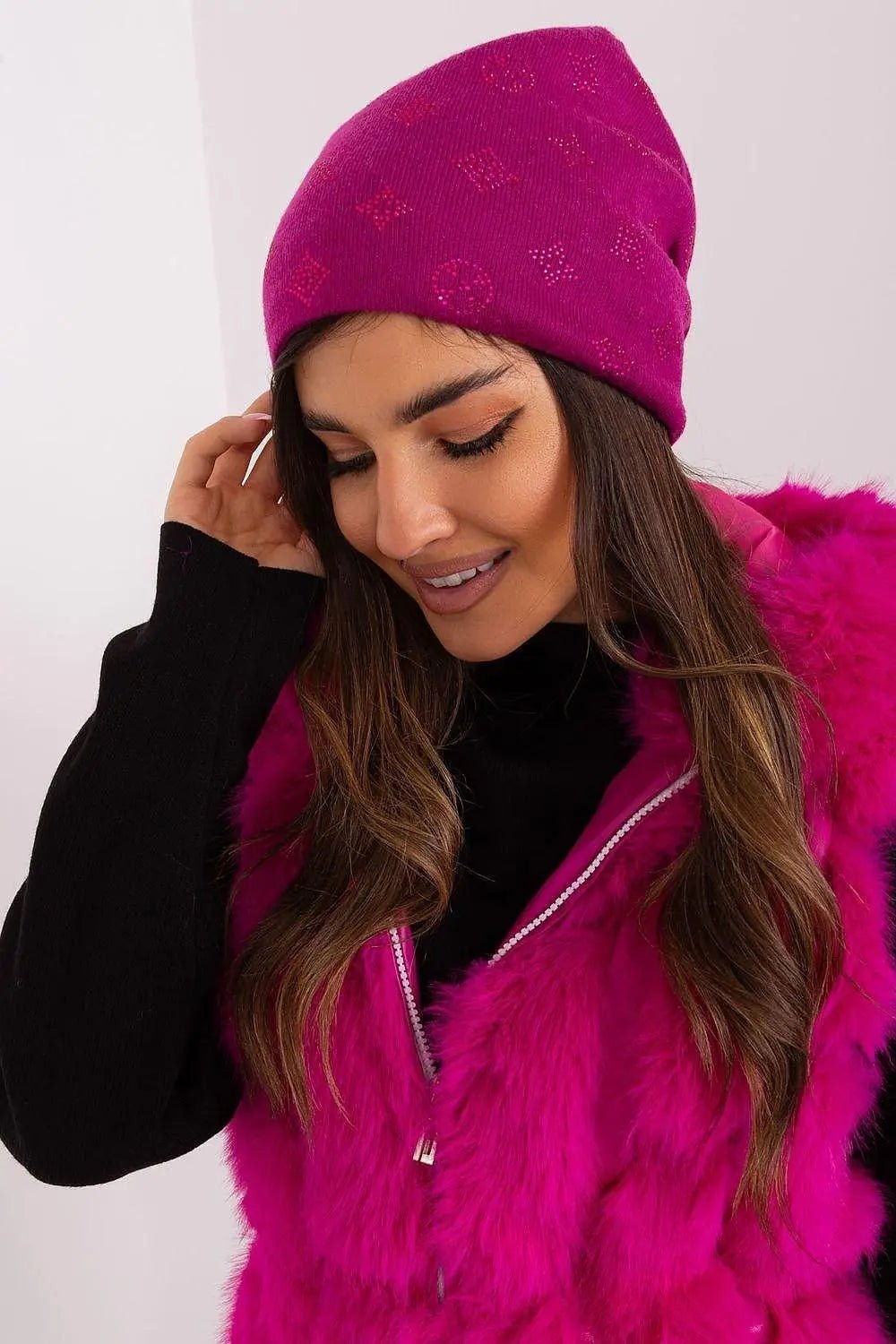 Women's Winter Beanie – Warm Cashmere Blend with Rhinestone Detail - Honesty Sales