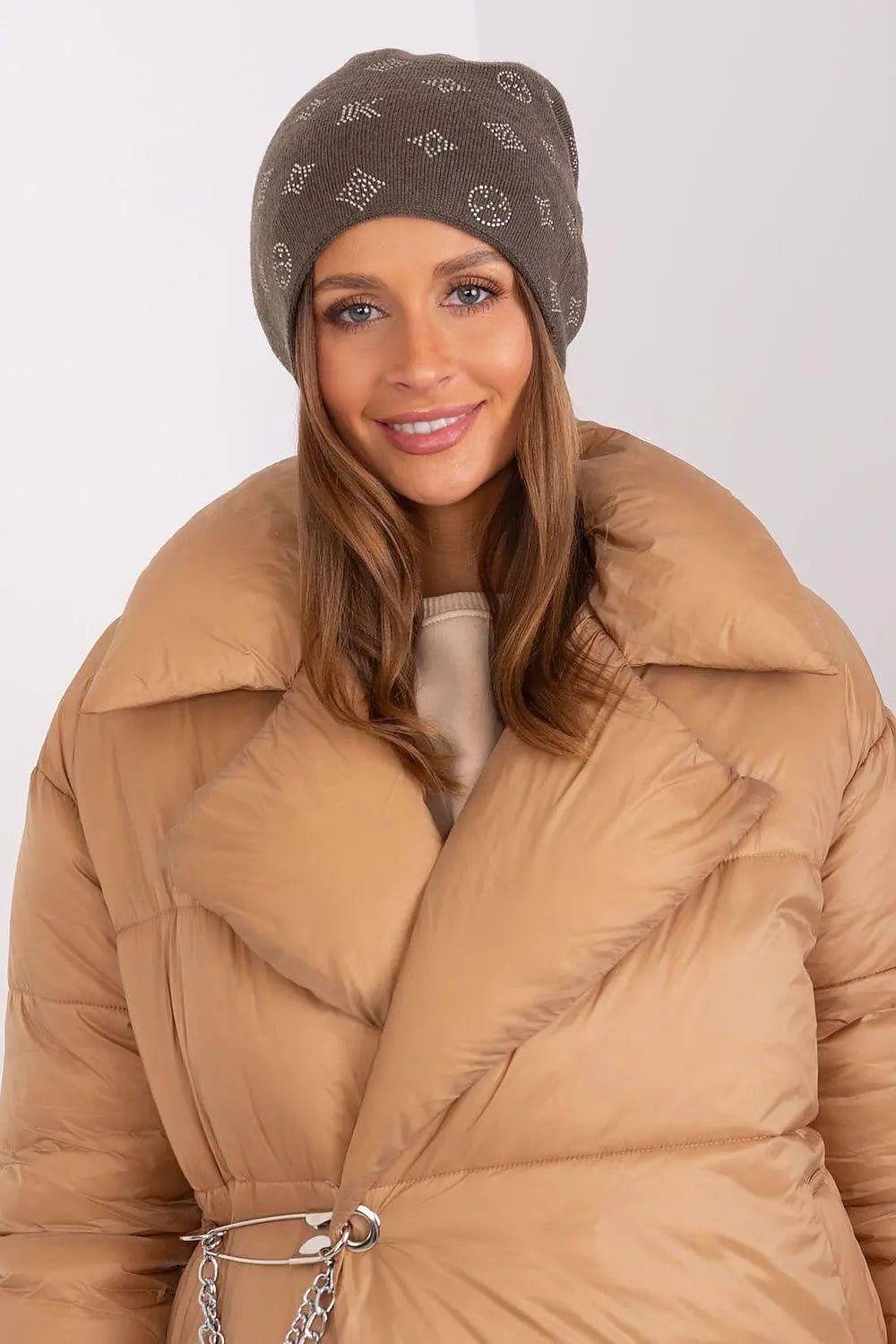 Women's Winter Beanie – Warm Cashmere Blend with Rhinestone Detail - Honesty Sales