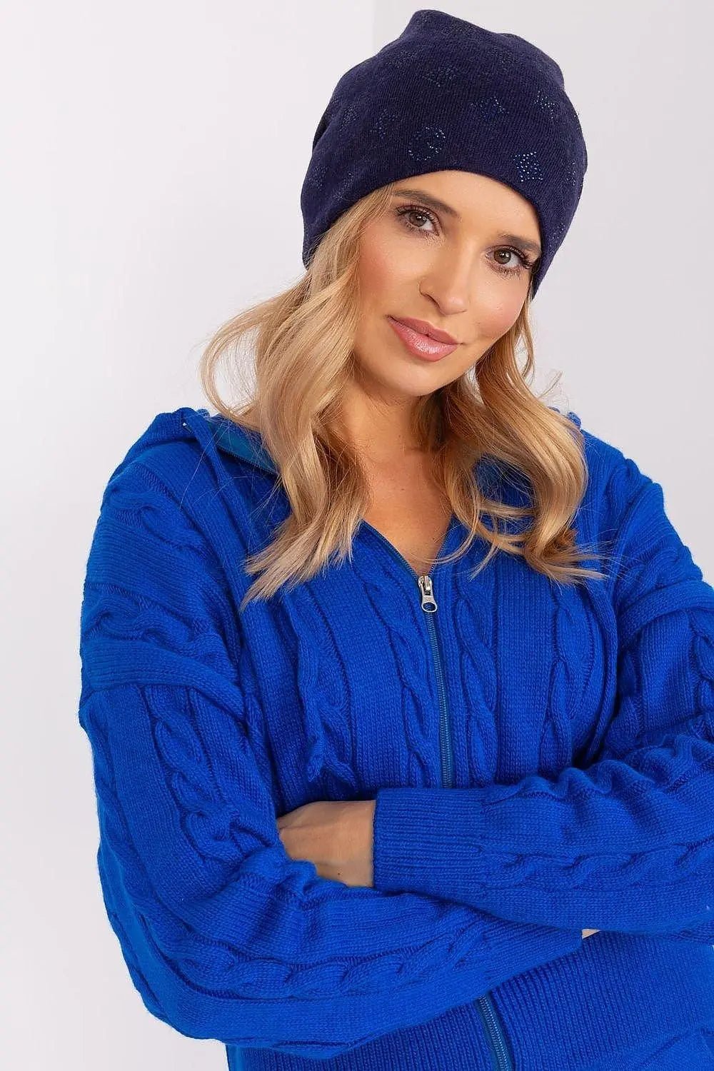 Women's Winter Beanie – Warm Cashmere Blend with Rhinestone Detail - Honesty Sales