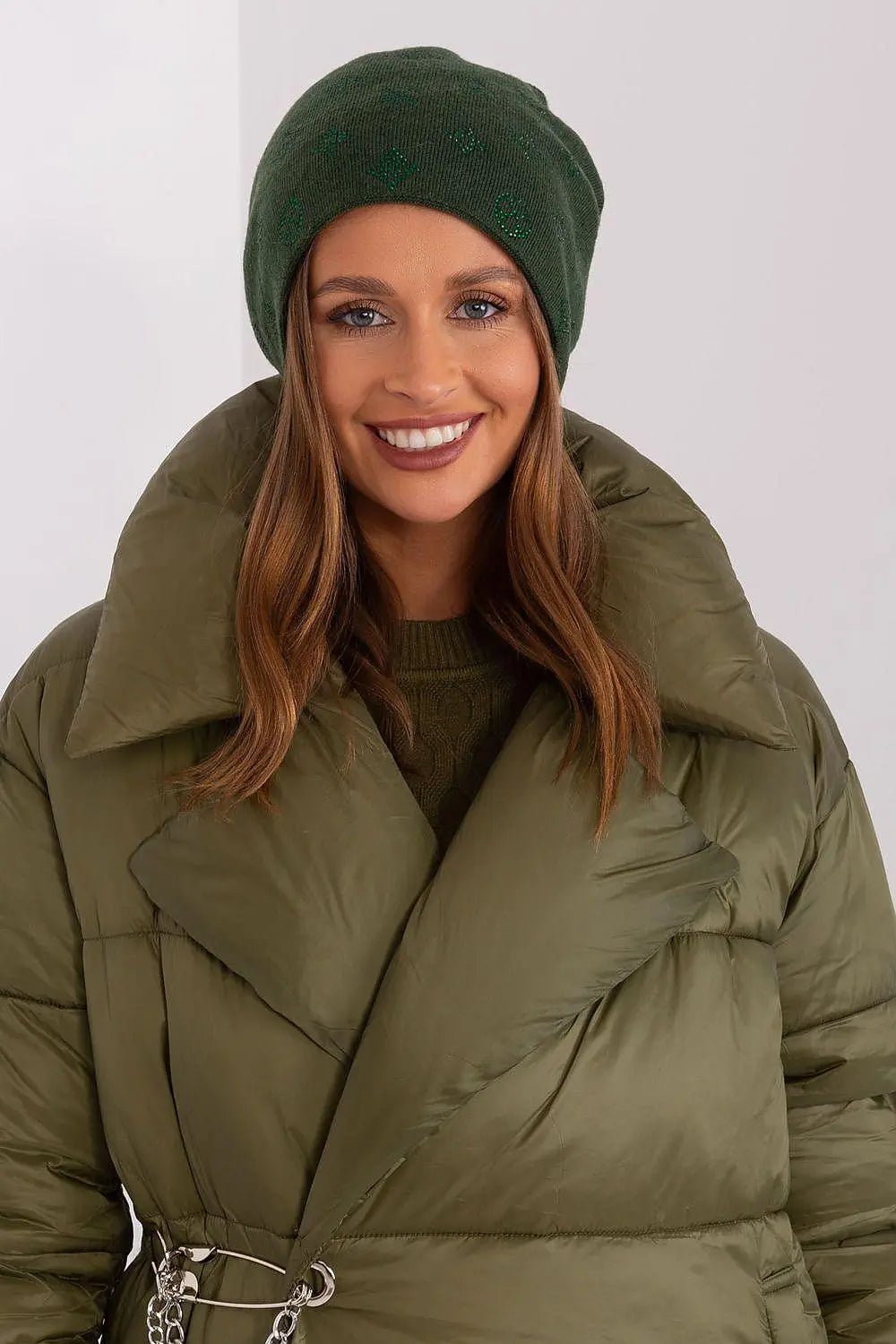 Women's Winter Beanie – Warm Cashmere Blend with Rhinestone Detail - Honesty Sales