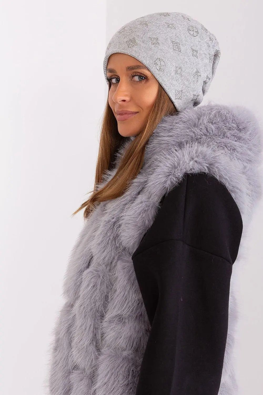 Women's Winter Beanie – Warm Cashmere Blend with Rhinestone Detail - Honesty Sales