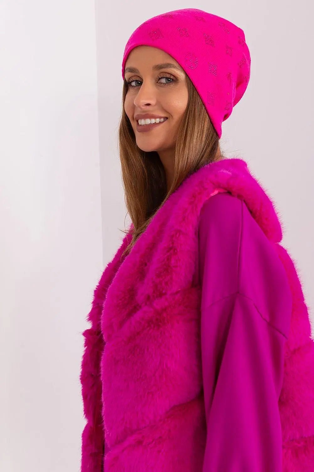 Women's Winter Beanie – Warm Cashmere Blend with Rhinestone Detail - Honesty Sales