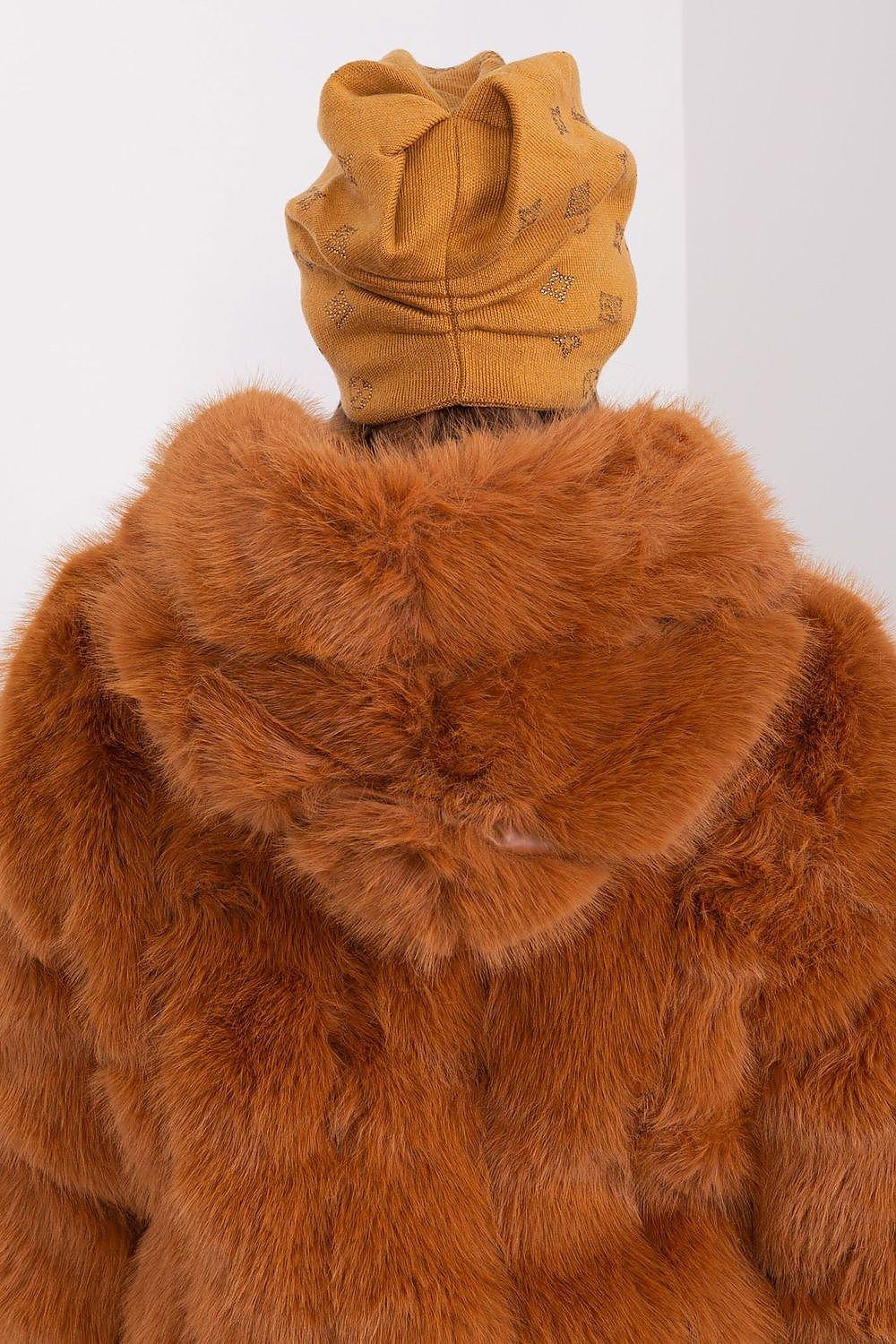 Women's Winter Beanie – Warm Cashmere Blend with Rhinestone Detail - Honesty Sales