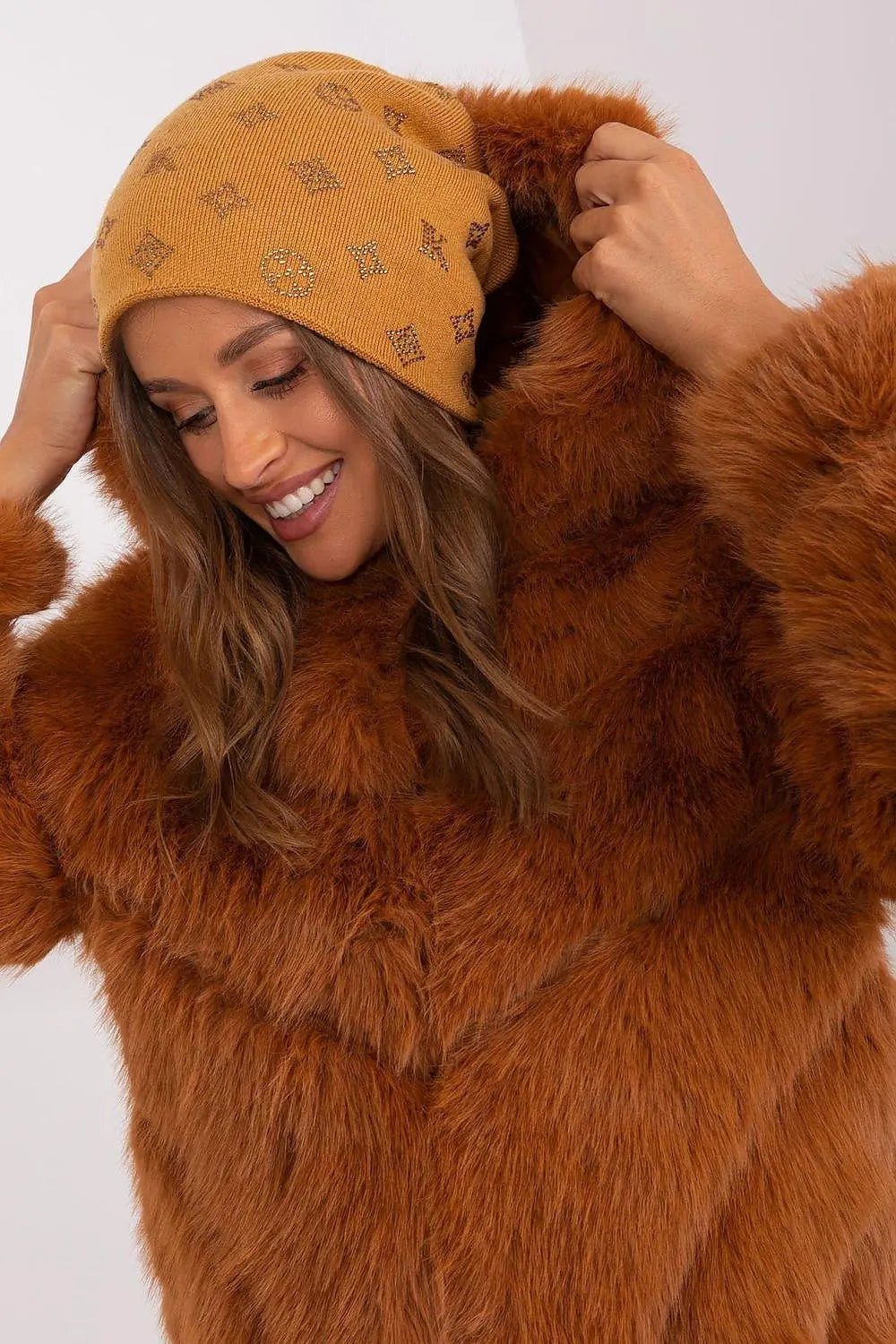 Women's Winter Beanie – Warm Cashmere Blend with Rhinestone Detail - Honesty Sales